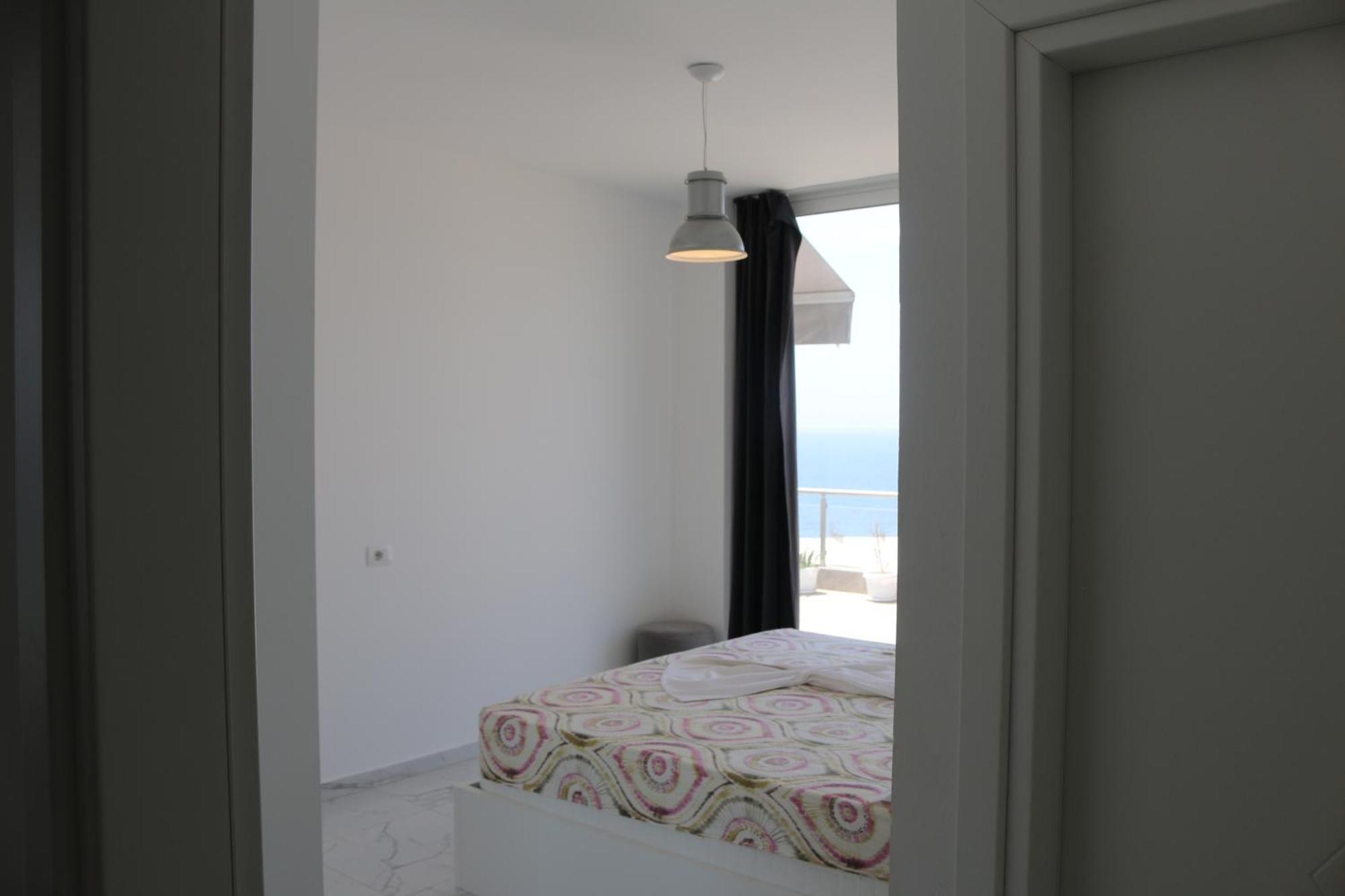 Infinity Sea View Penthouse Apartment ซารานเดอ ภายนอก รูปภาพ