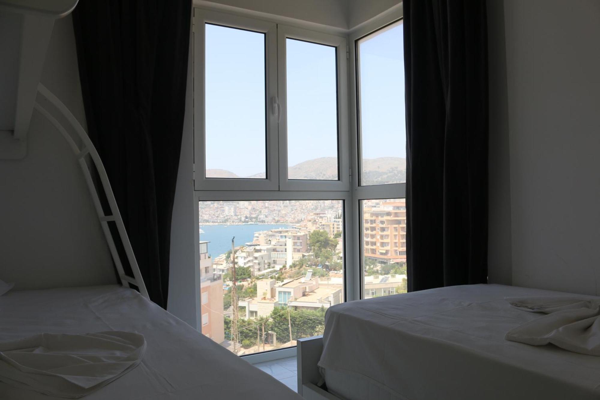 Infinity Sea View Penthouse Apartment ซารานเดอ ภายนอก รูปภาพ