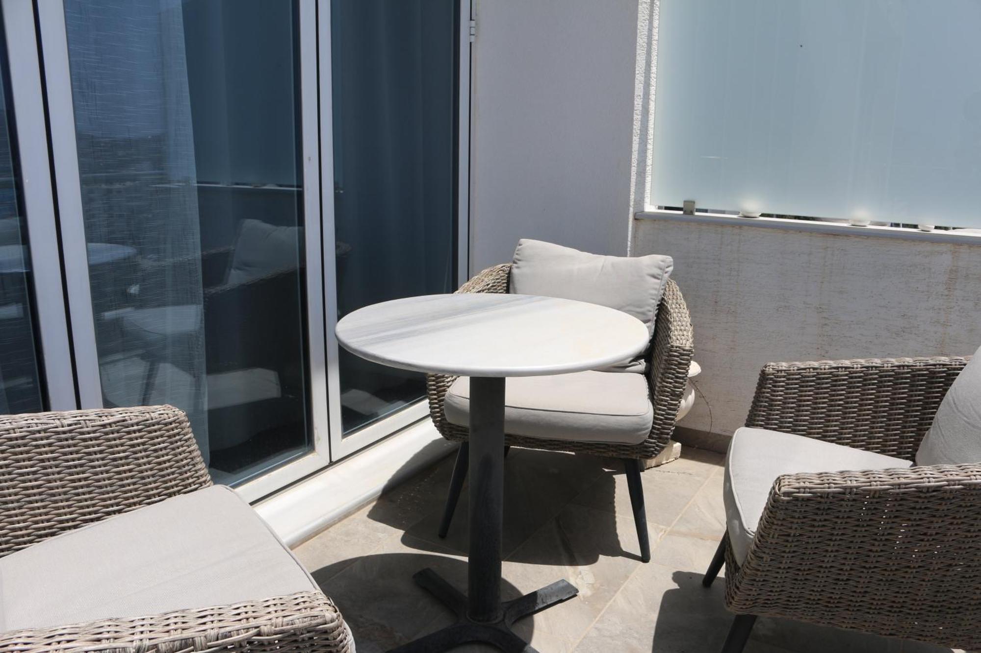 Infinity Sea View Penthouse Apartment ซารานเดอ ภายนอก รูปภาพ